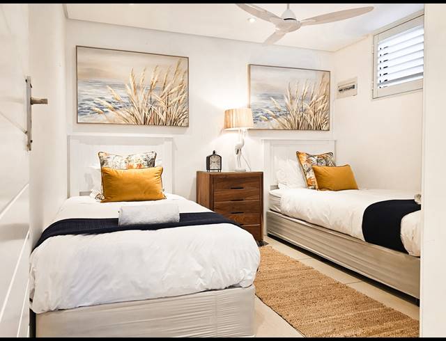 2 BEDROOM APARTMENT FOR SALE IN SHEFFIELD BEACH